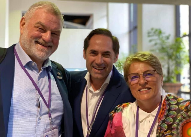 Norina Gavan Si David Dunning 3