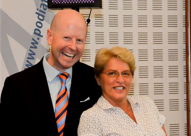 Norina Gavan Si David Armstrong